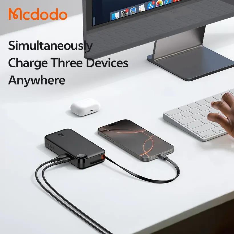 پاوربانک 10000 مک دودو  مدل Mcdodo Freego MC-3870 توان 30 وات همراه با کابل متصل image gallery