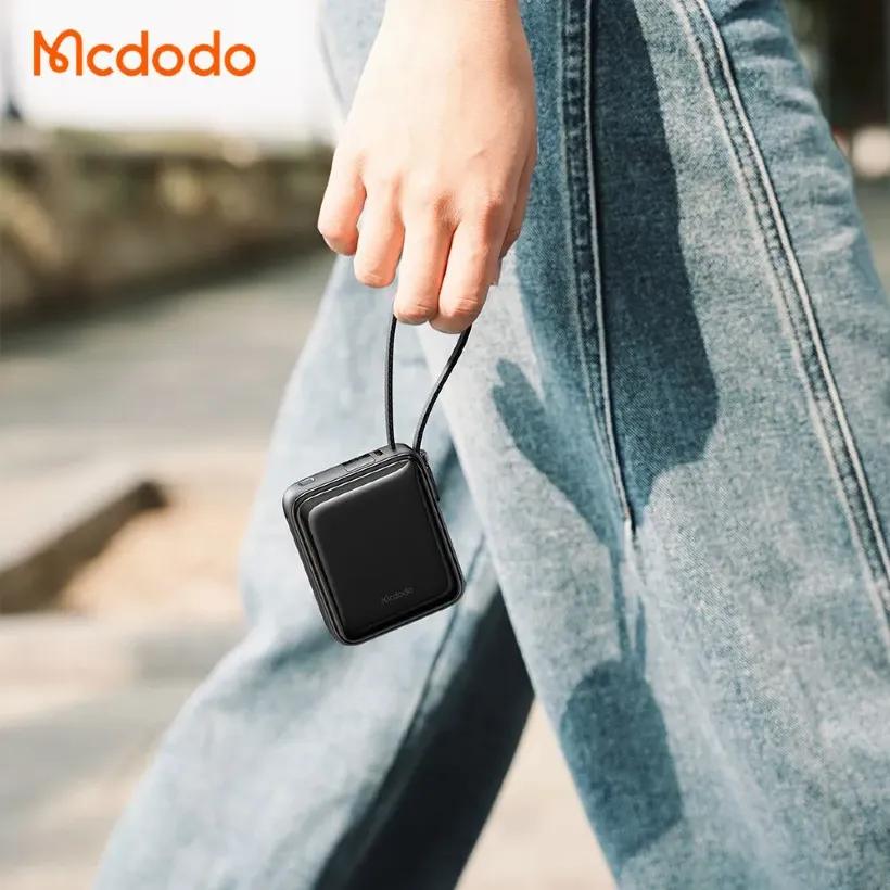 پاوربانک 10000 مک دودو مدل Mcdodo MC-2550 توان 22.5 وات با کابل متصل image gallery
