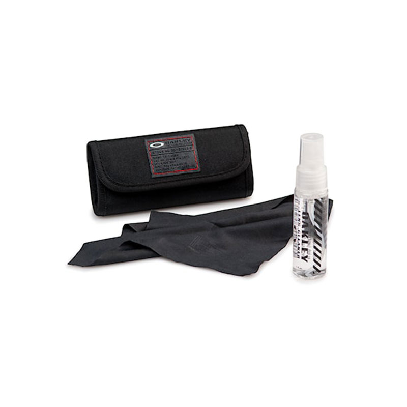 کیت تمیز کننده عینک اوکلی مدل Oakley lens cleaning kit
